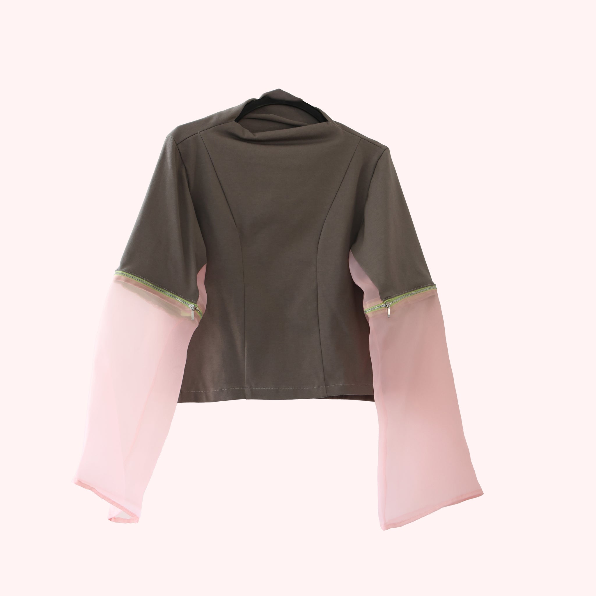 JUMPER WITH DETACHABLE SLEEVES